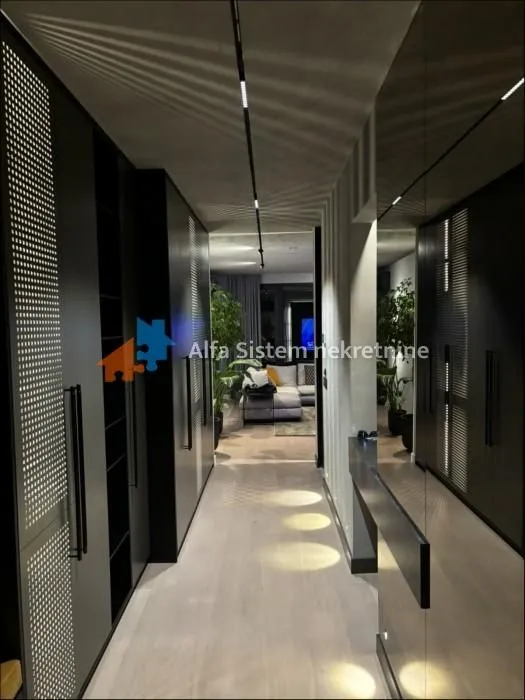 Rent, three bedroom apartment, 193m², Stari Grad, Beograd