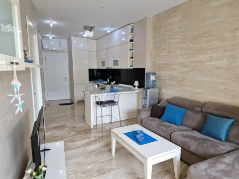 Prodaja, stan, 63m², Budva, Crna Gora - image 1