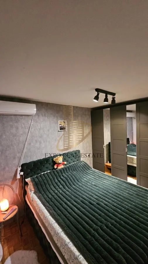 Prodaja, dvosoban stan, 52m², Centar, Novi Sad