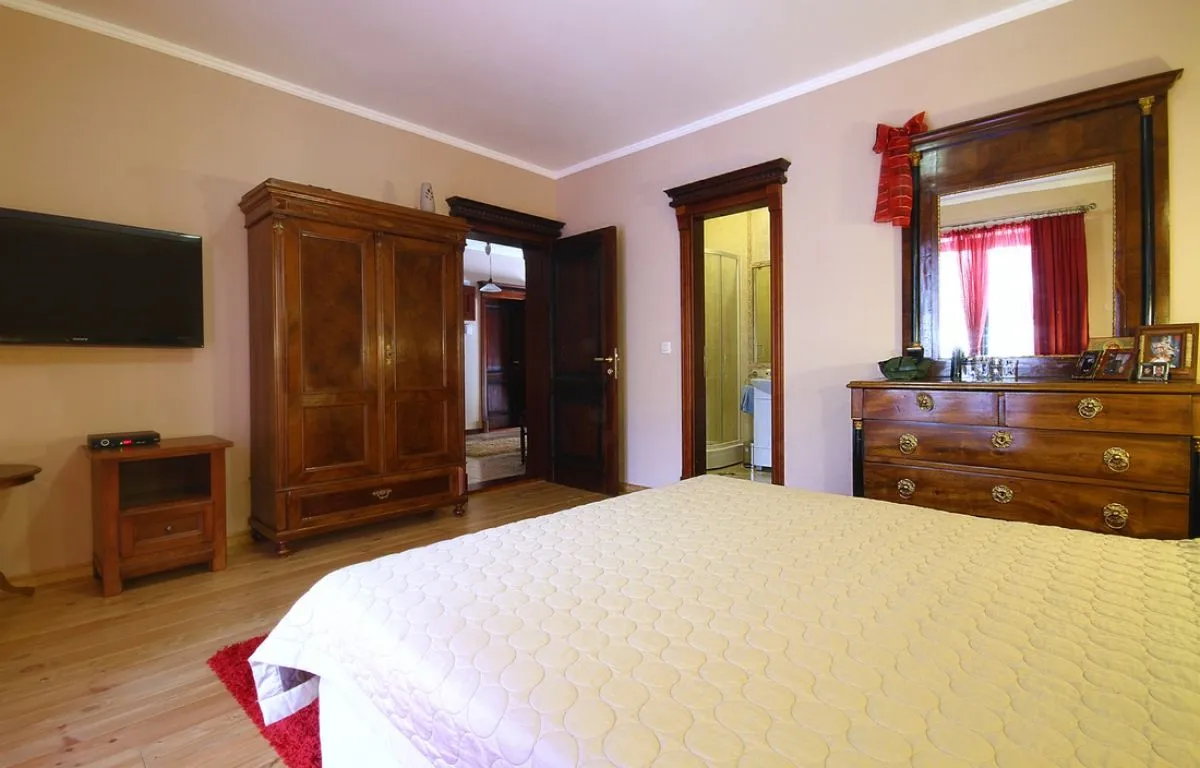 Sale, house, 497m², Prčanj, Kotor