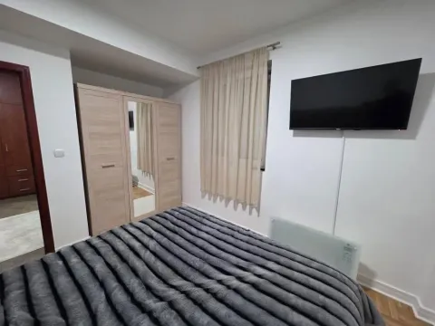 Izdavanje, jednosoban stan, 45m², City Kvart, Podgorica - image 3