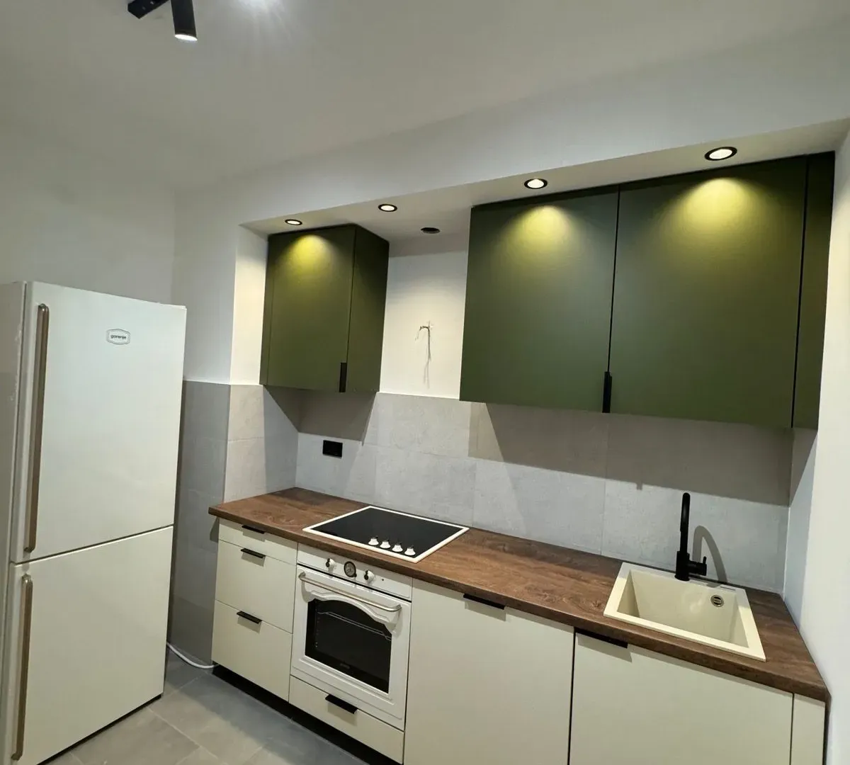 Izdavanje, dvosoban stan, 66m², Zabjelo, Podgorica