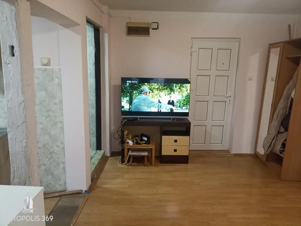 Sale, two bedroom apartment, 37m², Vukov Spomenik, Zvezdara Sve Podlokacije