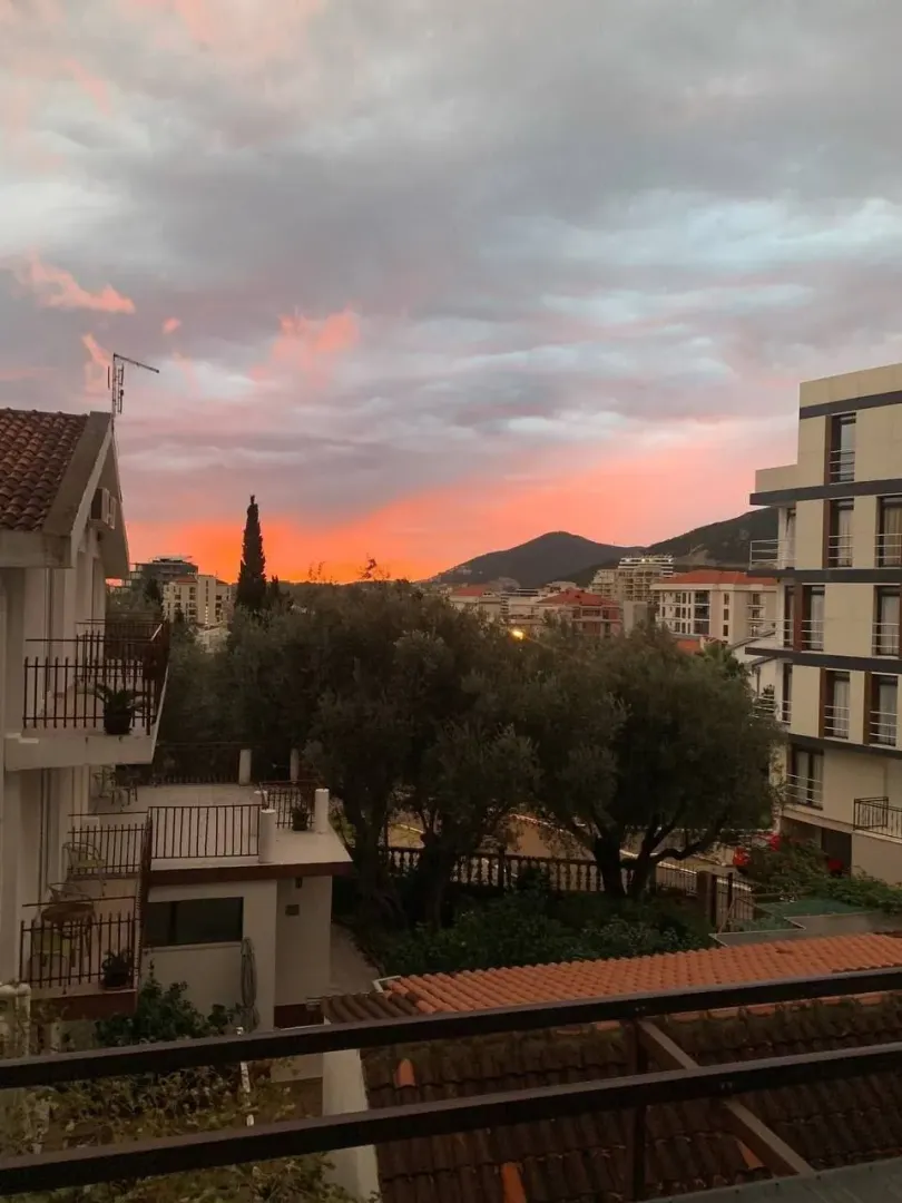 Rent, one bedroom apartment, 43m², Bečići, Budva