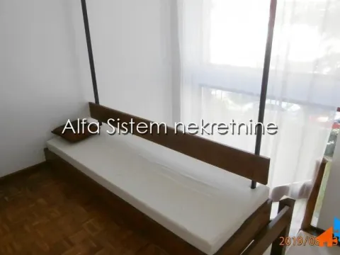 Izdavanje, četvorosoban stan, 120m², Savski Venac, Beograd - image 10