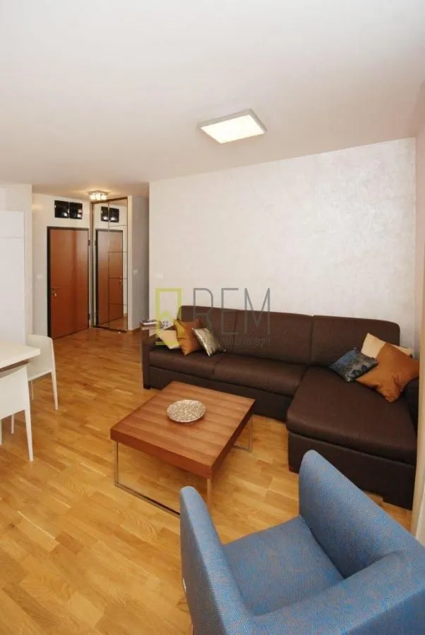 Rent, two bedroom apartment, 70m², City Kvart, Podgorica