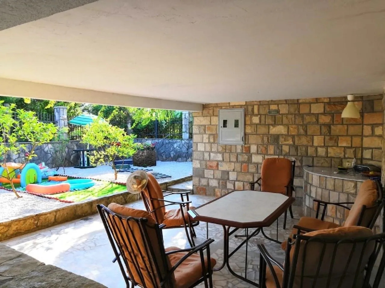 Prodaja, kuća, 176m², Krašići, Tivat