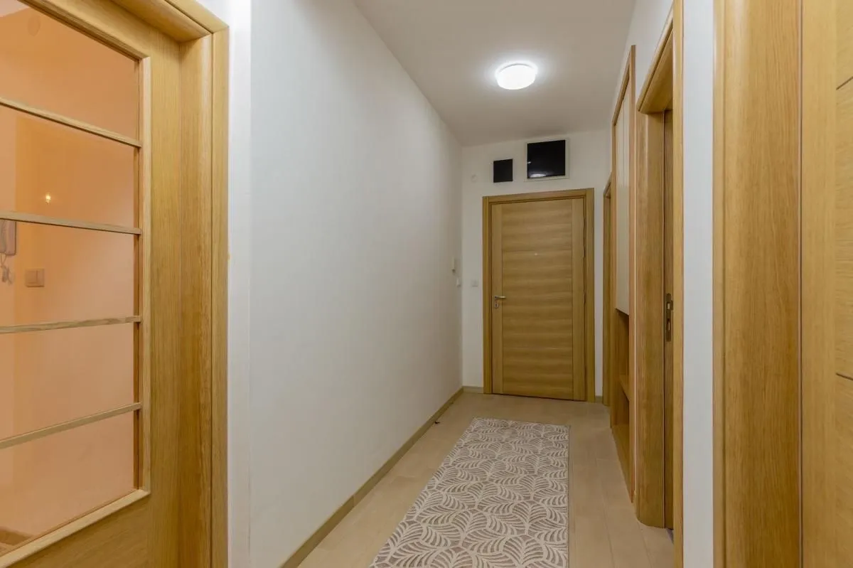 Prodaja, dvosoban stan, 61m², Pržno, Budva