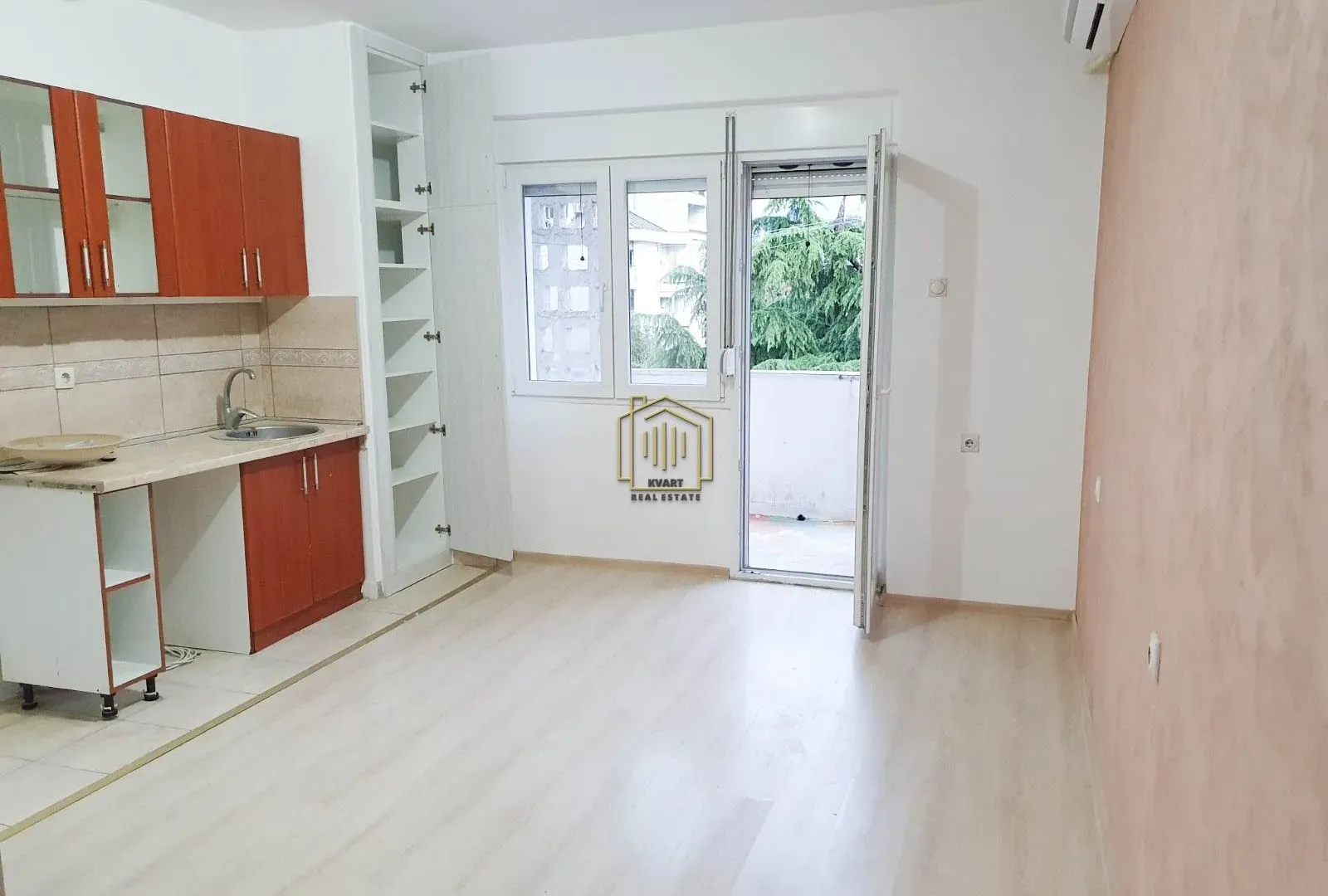 Izdavanje, jednosoban stan, 47m², Preko Morače, Podgorica