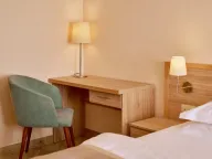 Izdavanje, jednosoban stan, 72m², Bečići, Budva - image 10