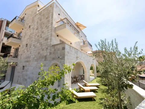 Prodaja, ugostiteljski objekat, 358m², Pržno, Budva - image 8