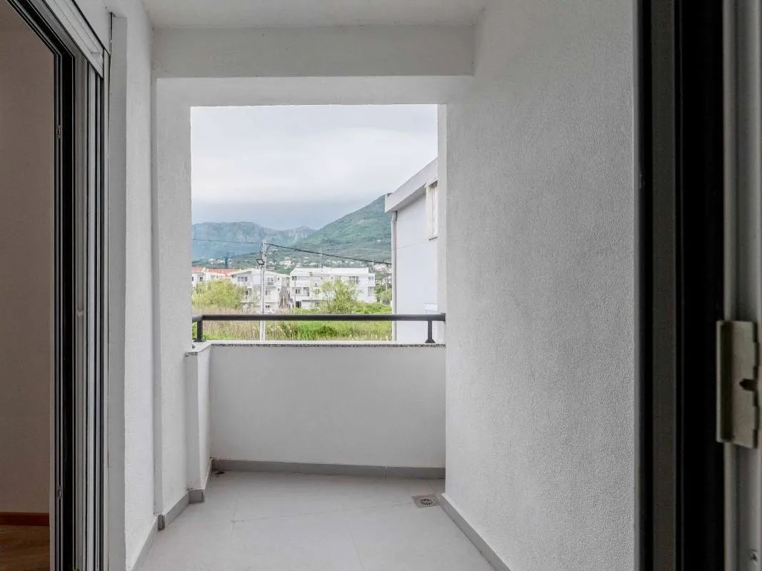 Rent, one bedroom apartment, 37m², Bjeliši, Bar