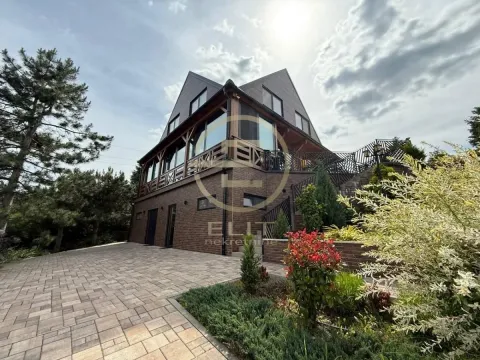 Prodaja, kuća, 2513m², Petrovaradin, Novi Sad - image 78