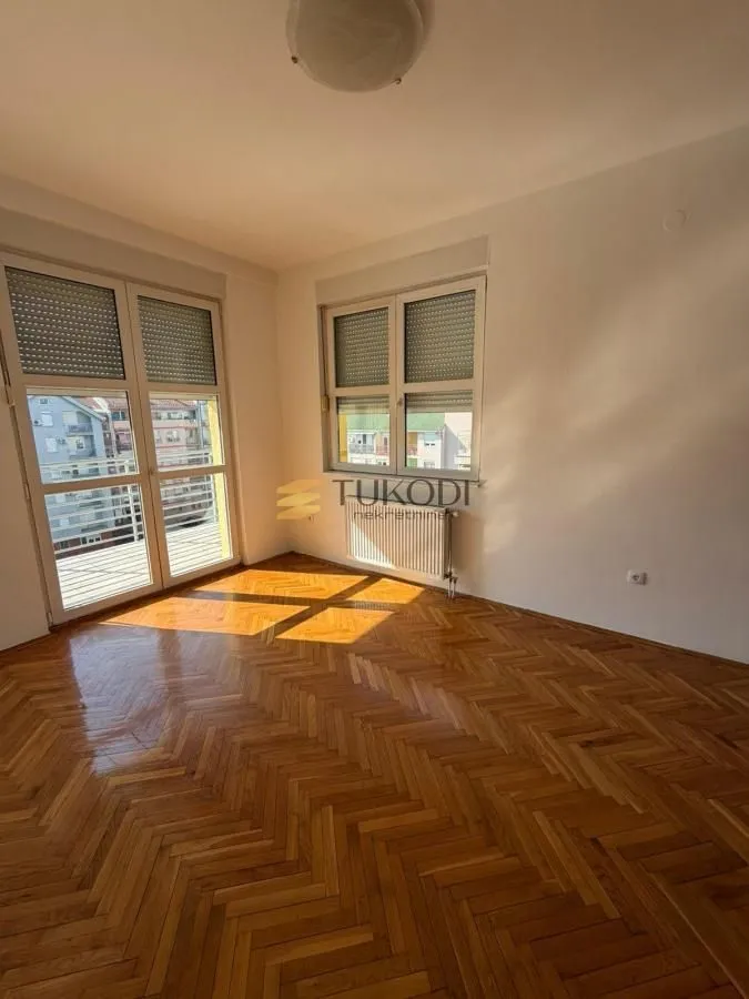 Sale, four bedroom apartment, 120m², Stari grad, Novi Sad