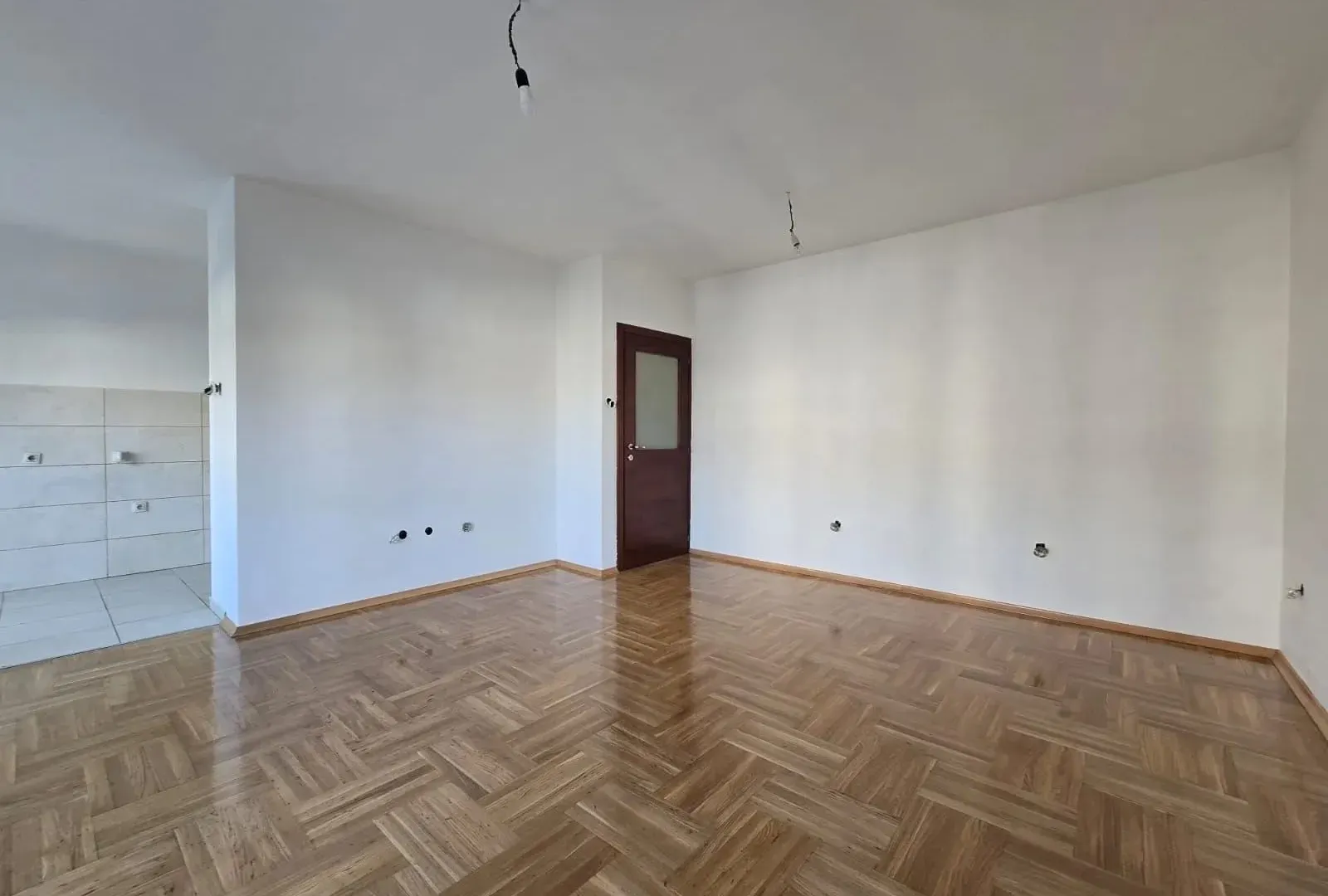 Prodaja, dvosoban stan, 73m², Dalmatinska ulica, Podgorica