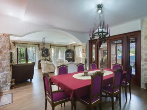 Prodaja, kuća, 200m², Prčanj, Kotor - image 7