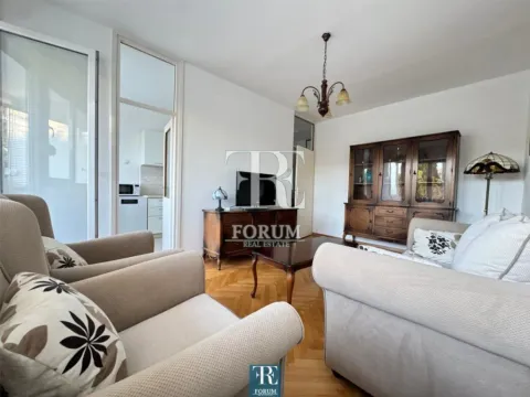 Izdavanje, dvosoban stan, 65m², Pobrežje, Podgorica - image 2