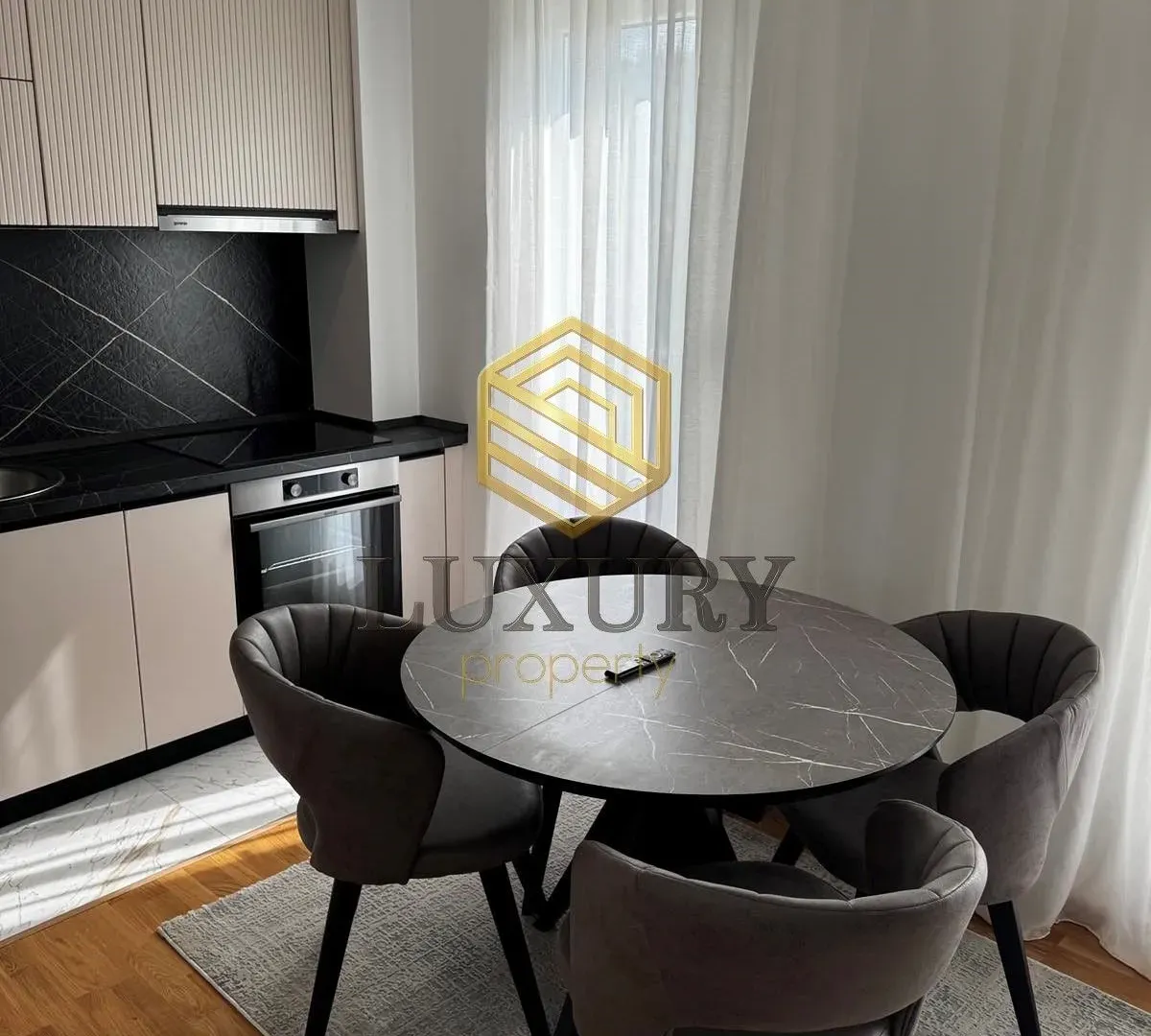 Izdavanje, dvosoban stan, 60m², Zagorič, Podgorica