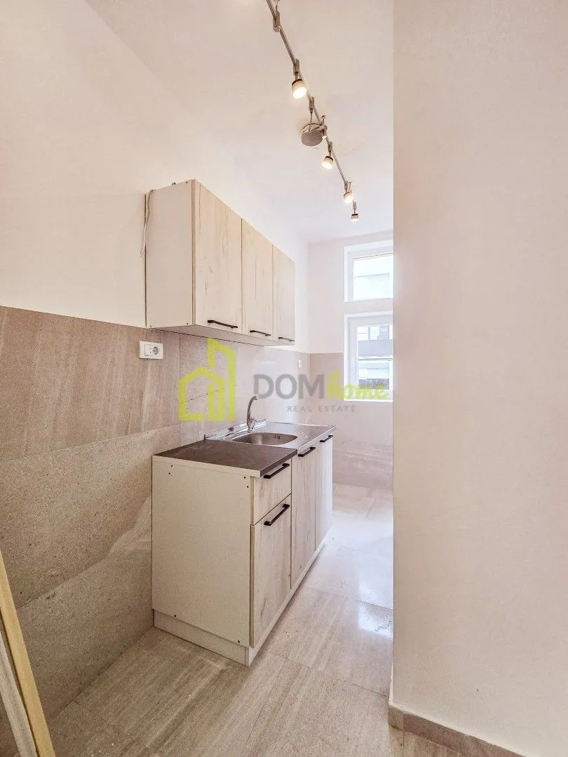 Rent, office space, 61m², Centar, Podgorica