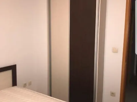 Prodaja, jednosoban stan, 40m², Stari Aerodrom, Podgorica - image 6