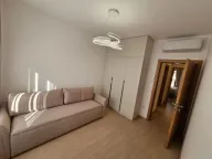 Prodaja, četvorosoban stan, 86m², Centar, Budva - image 3