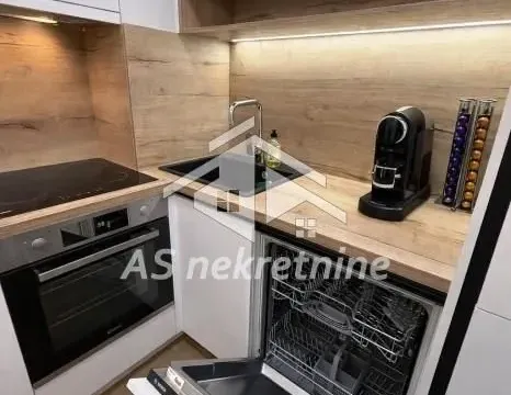 Rent, one bedroom apartment, 42m², Savski Venac, Beograd - image 2