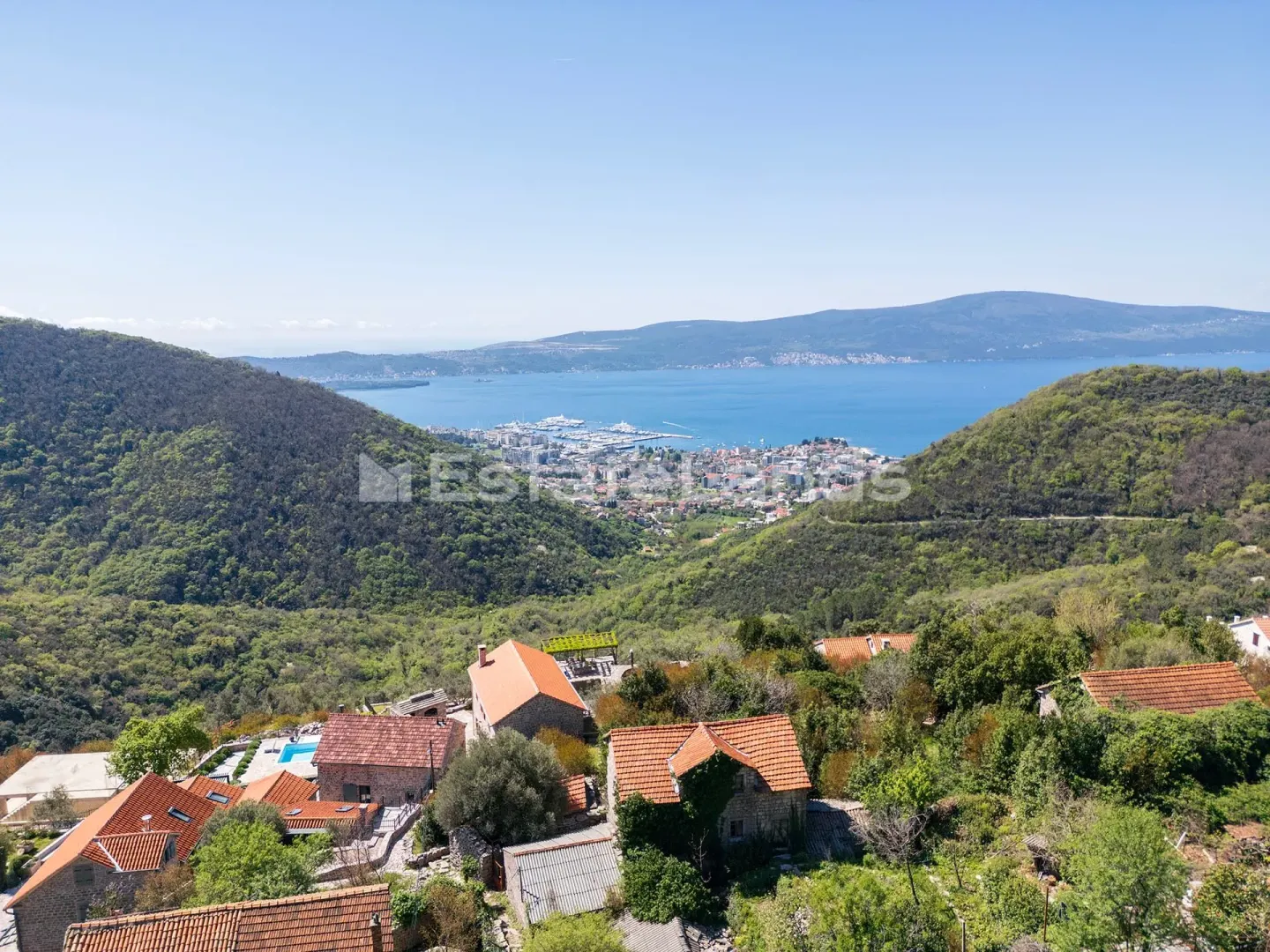 Prodaja, plac, 347m², Gornja Lastva, Tivat