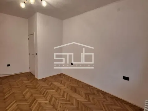Izdavanje, trosoban stan, 70m², Savski Venac, Beograd - image 12