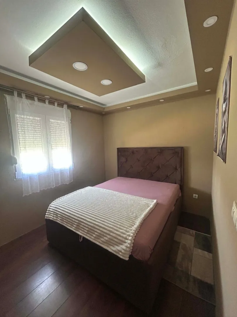 Sale, house, 220m², Donji Kokoti, Podgorica