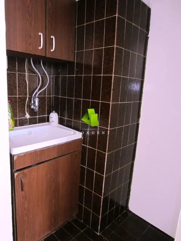 Izdavanje, poslovni prostor, 160m², Medijana, Niš