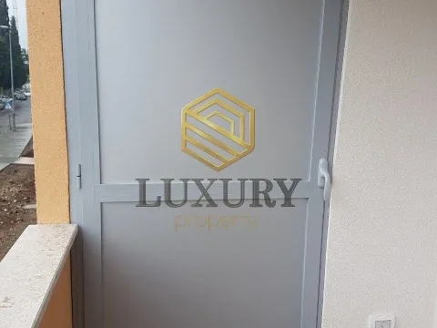 Izdavanje, jednosoban stan, 43m², City Kej, Podgorica - image 5