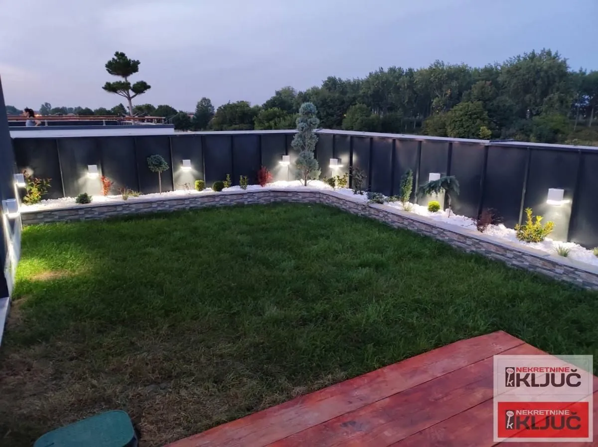 Prodaja, četvorosoban stan, 148m², Klisa, Novi Sad Sve Podlokacije