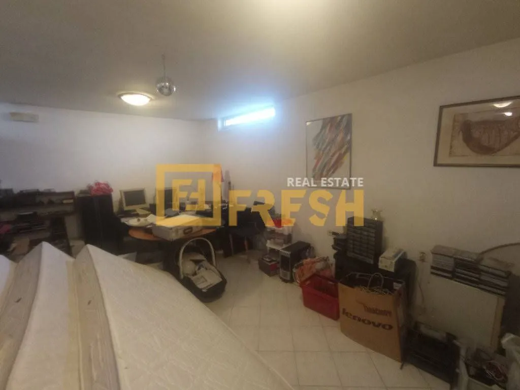 Prodaja, kuća, 423m², Donja Gorica, Podgorica