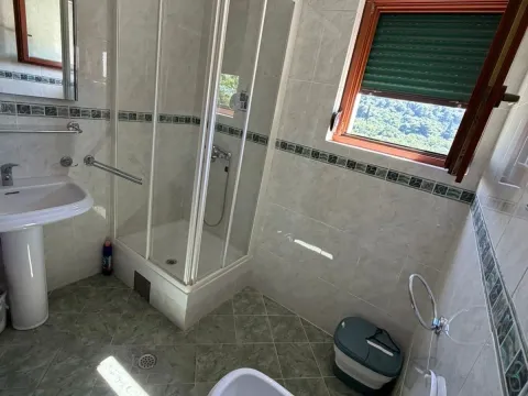 Sale, one bedroom apartment, 48m², Petrovac, Budva - image 11