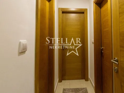 Izdavanje, dvosoban stan, 62m², Stari Aerodrom, Podgorica - image 14