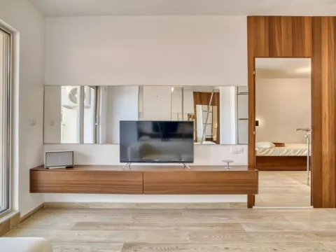 Rent, studio apartment, 33m², Budva, Crna Gora - image 8