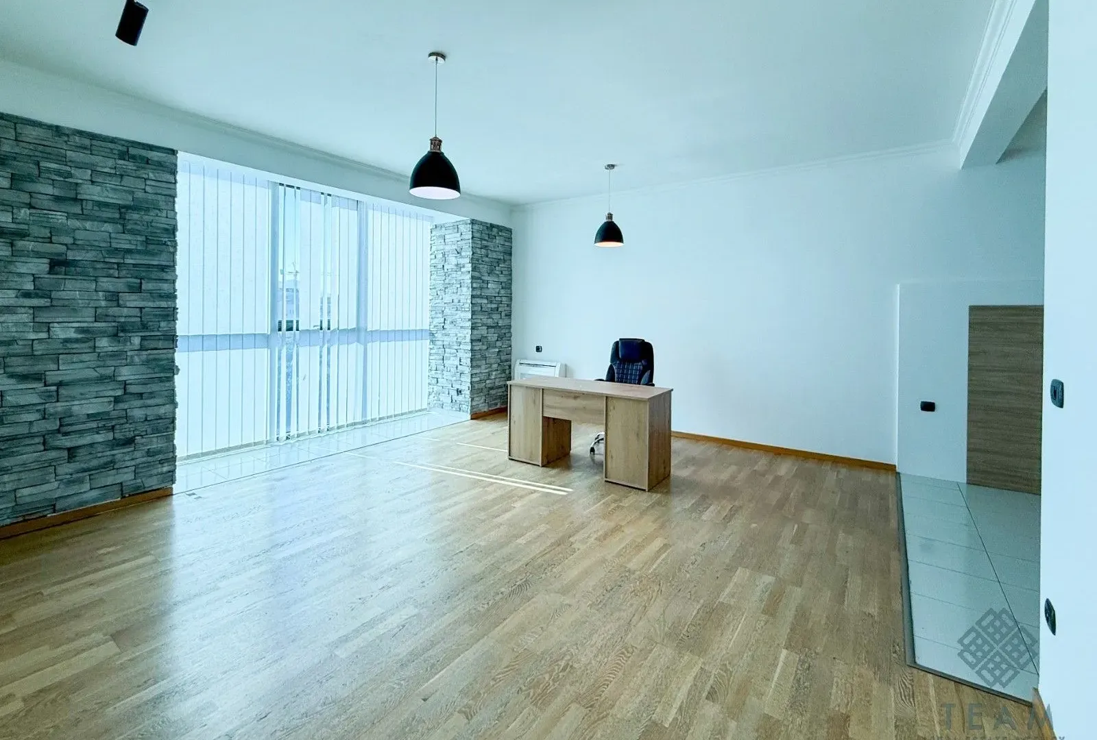 Rent, office space, 90m², Centar, Podgorica