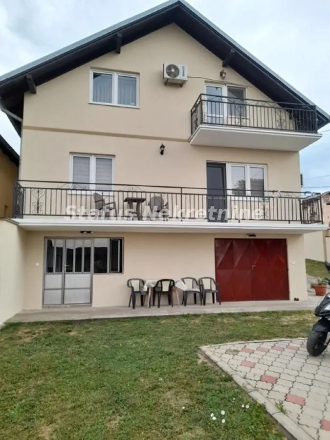 Prodaja, kuća, 246m², Sremski Karlovci, Novi Sad