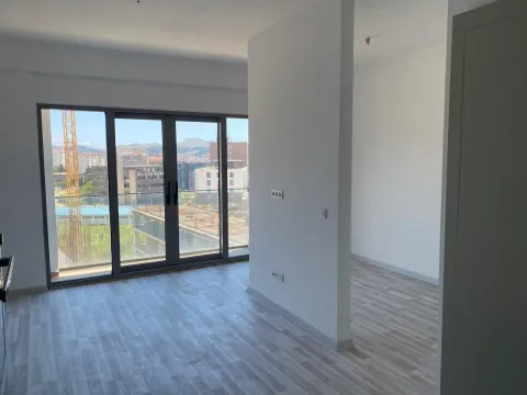 Prodaja, jednosoban stan, 38m², Centar, Bar - image 4