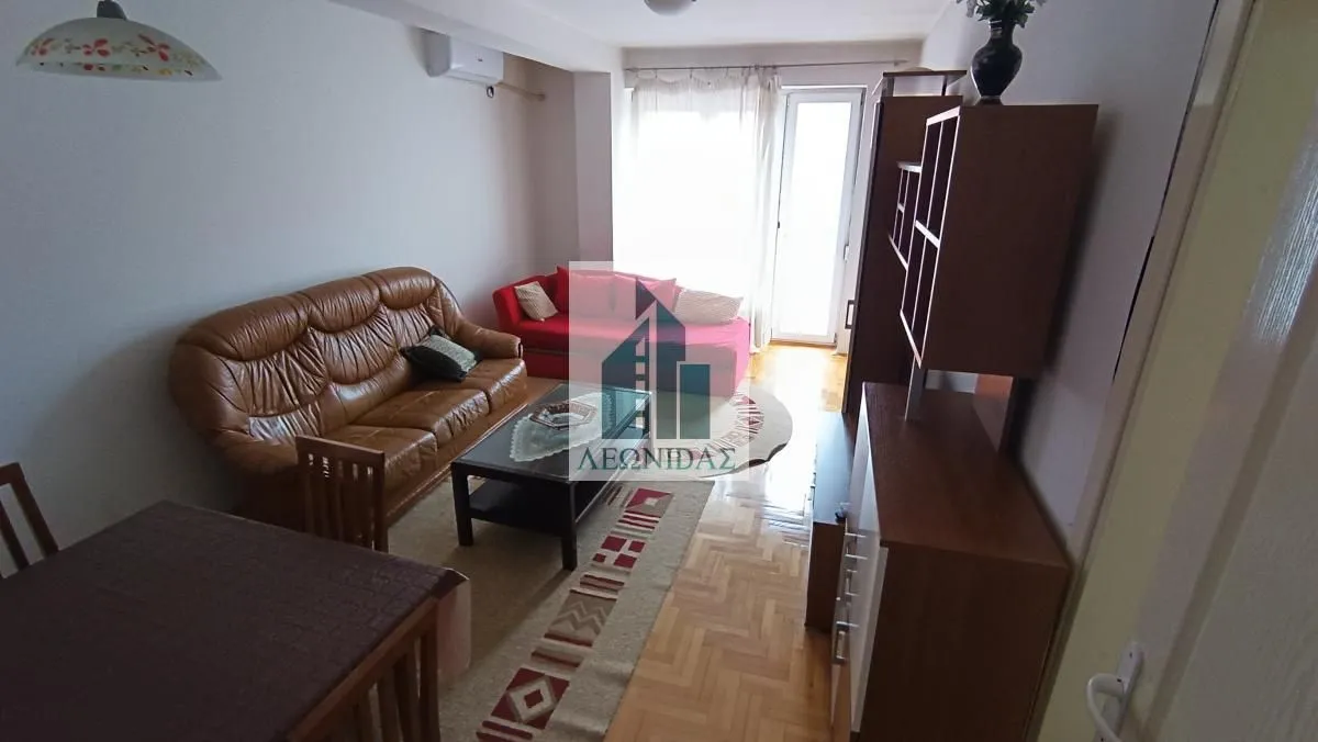 Izdavanje, dvosoban stan, 50m², Palilula, Niš