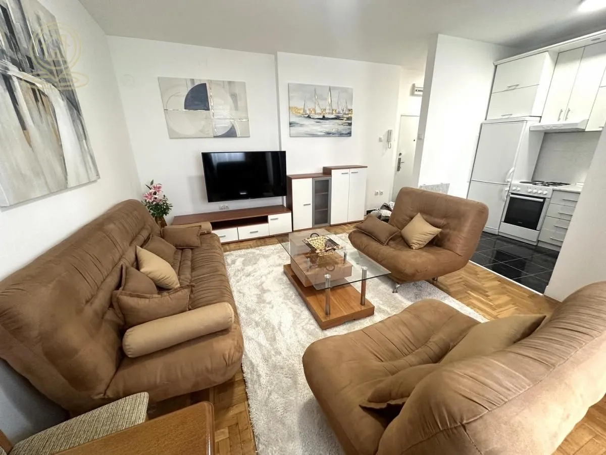 Rent, two bedroom apartment, 46m², Sajmište, Novi Sad