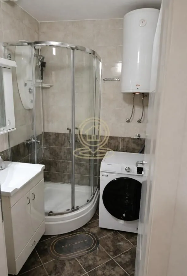 Prodaja, trosoban stan, 75m², Medijana, Niš