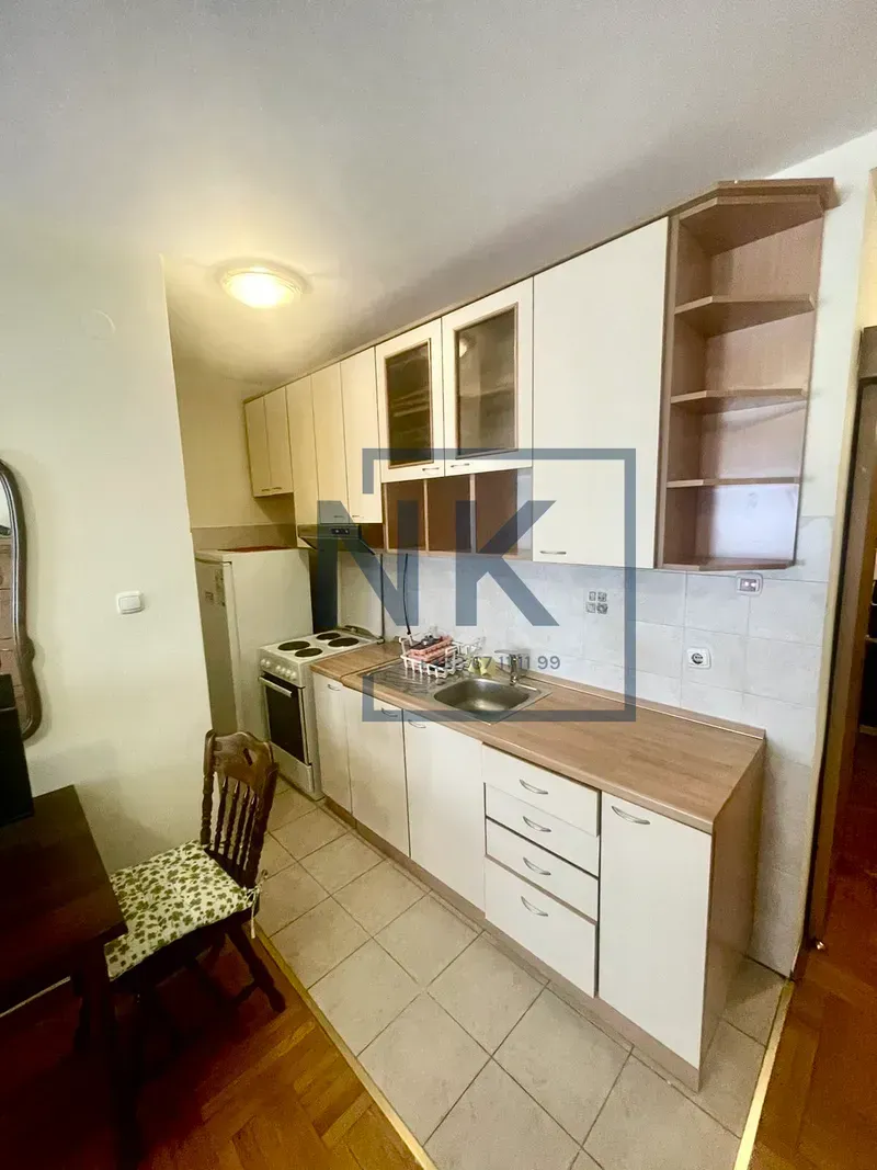 Izdavanje, garsonjera, 21m², Preko Morače, Podgorica