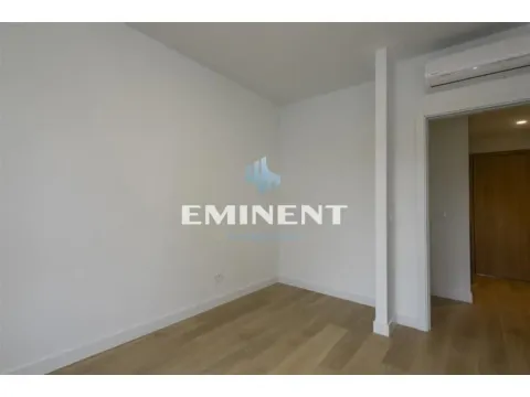 Izdavanje, trosoban stan, 78m², Savski Venac, Beograd - image 6