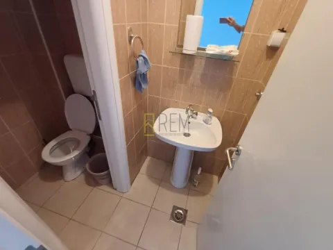 Sale, office space, 90m², Zabjelo, Podgorica - image 9