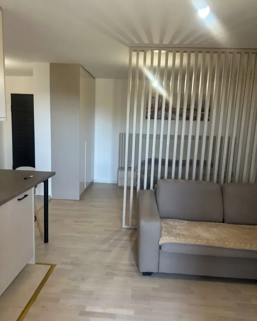 Izdavanje, jednosoban stan, 50m², Mažina, Tivat