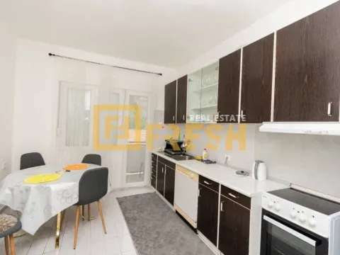 Izdavanje, jednosoban stan, 70m², Centar, Podgorica - image 5