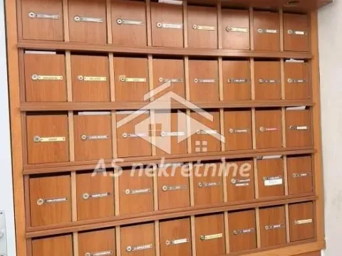 Izdavanje, trosoban stan, 60m², Novi Beograd Blok 1 Fontana, Novi Beograd Sve Podlokacije - image 17