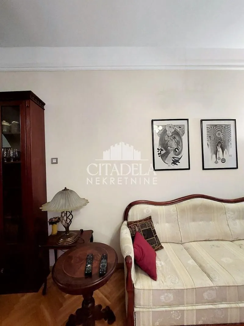 Rent, two bedroom apartment, 53m², Stari Grad, Beograd
