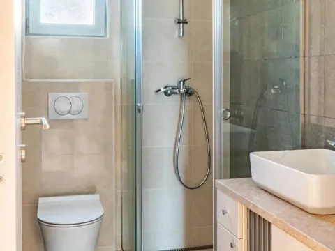 Prodaja, trosoban stan, 89m², Tivat, Crna Gora - image 6